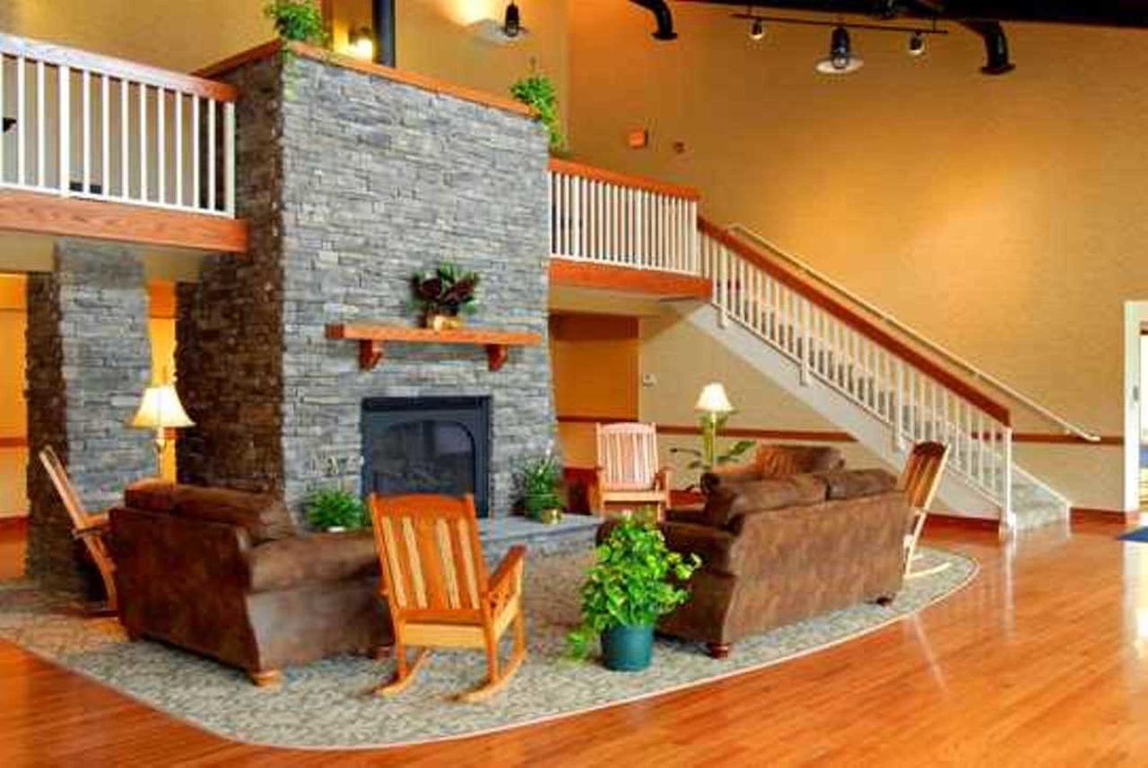 Chief Logan Lodge Hotel & Conference Extérieur photo